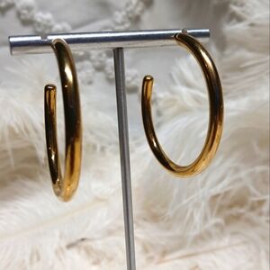 18k Hoop Earrings